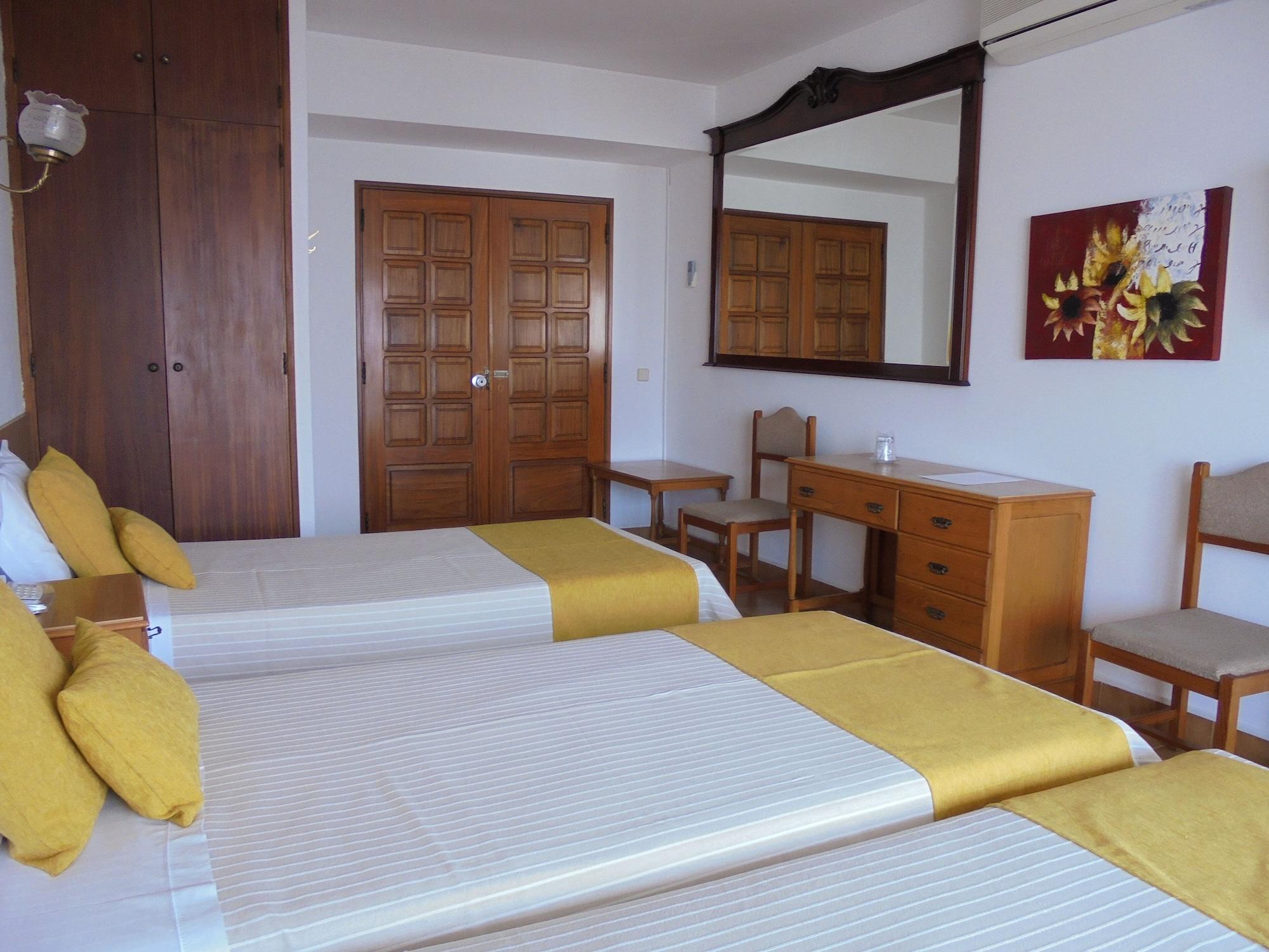 Boutique Hotel Marina S. Roque Lagos Luaran gambar